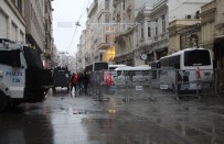 İSTANBUL EMNİYETİ - Hollanda Konsolosluğu Önünde Güvenlik Önlemleri Sürüyor