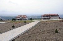 YAŞAR KARADENIZ - Vali Karadeniz, Doğa Kültür Köyünü İnceledi