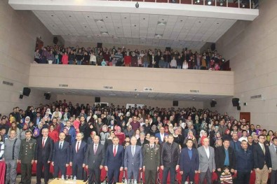 Develi'de Şair Mehmet Akif Ersoy İçin Anma Töreni Düzenlendi