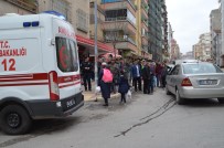 ENGELLİ VATANDAŞ - Otomobil İle Engelli Aracı Çarpıştı Açıklaması 1 Yaralı