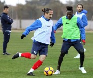 YILDIZ FUTBOLCU - Antalyasporun Beşiktaş Maçı Hazırlıkları Başladı