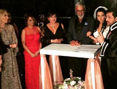 Cem Özer 5'inci kez evlendi