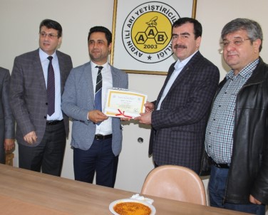 Karatay arıcıları kızdırdı