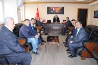 MEHMET YAPıCı - Kaymakam Yapıcı, Yeni Muhtarlarla Buluştu