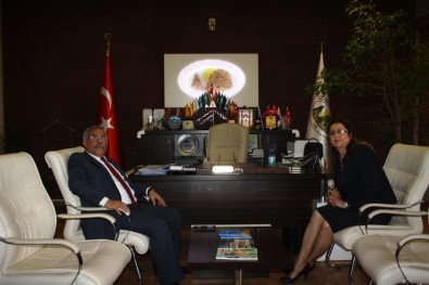 Nevşehir Defterdarı Ercoşman'dan, Başkan Karaaslan'a Veda Ziyareti