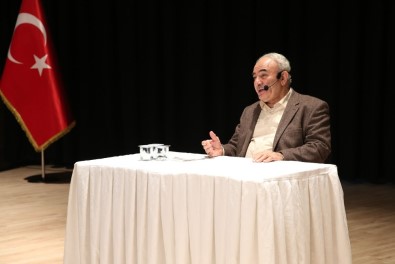 Vakkasoğlu Darıca'da Konferans Verdi