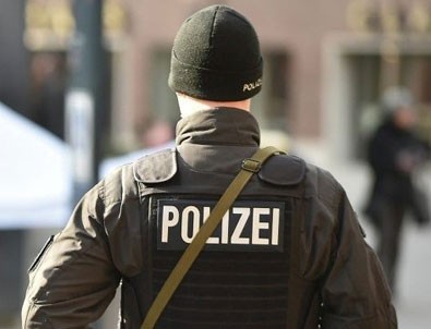 Almanya'da bomba alarmı