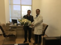 HASTANE YÖNETİMİ - Başkan Çetin, Tıp Bayramında Sağlıkçıları Ziyaret Etti