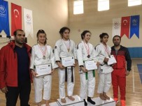 ALİHAN - Batman'da 8 Judocu Türkiye Finallerine Katılacak