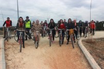 PELITÖZÜ - Bilecik'te Bayanlar Pedal Çevirdi