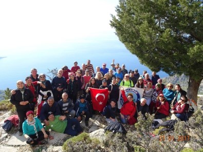 Doğaseverler Hem Tanıyorlar, Hem Tanıtıyorlar