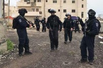 BASEL - İsrail Askerleri 36 Filistinliyi Gözaltına Aldı