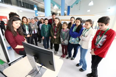 Konak'ta Engelleri Fark Ettiren Gezi