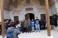 GAFFAR OKKAN - Ortaokul Öğrencileri Han İlçesini Gezdi