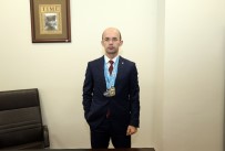 ASLI ÇAKIR ALPTEKİN - Valilik Protokol Müdürü Atletizmde Altın Madalya Kazandı