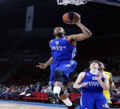 EFES - Anadolu Efes 14. Galibiyetini Aldı