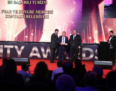 Konyaaltı Belediyesine Golden City Awards'tan Ödül