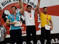 BİLEK GÜREŞİ - Kütahyalı Yunus Demirtaş, Avrupa'da Türkiye'yi Temsil Edecek