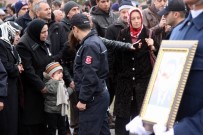 MAHMUT YıLDıRıM - Şehit Uzman Jandarma Çavuş Mahmut Yıldırım Toprağa Verildi