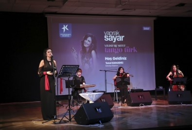 Yıldız Quartet Grubu, Türk Tangolarını Seslendirdi
