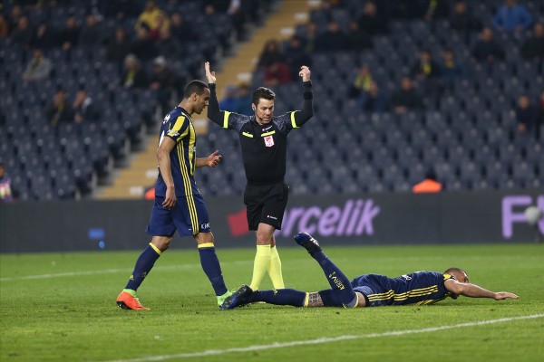 Fernandao yürekleri ağza getirdi