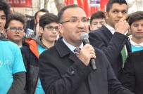 DÖNER BIÇAĞI - Bakan Bozdağ'dan Gençlere Çağrı Açıklaması