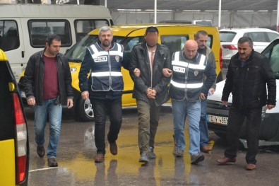 Eşini 'Yemeği Salçayla Yaptığı İçin' Doğramış