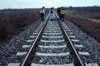 YEŞILÇIFTLIK - Konya'da Tren Raylarında Ceset Bulundu