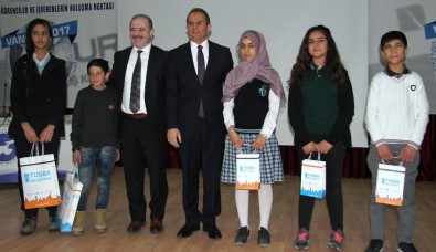 Tuşba'da '15 Temmuz Darbe Girişimi Ve Milli Mücadele' Yarışması