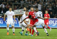 SALİH DURSUN - Antalyaspor İle Beşiktaş Süper Lig'de 42. Randevuda