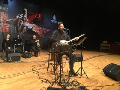Başakşehir'de Çanakkale Zaferinin 102.Yılında Uğur Işılak Konseri Verildi