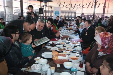 Beyşehir Belediyesi'nden Şehit Aileleri Ve Gaziler Onuruna Yemek