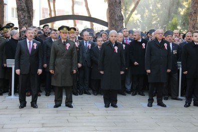 Manisa'da Şehitleri Anma Töreni