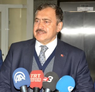 Orman Ve Su İşleri Bakanı Prof. Dr. Veysel Eroğlu Çanakkale Deniz Zaferi'ni Kutladı