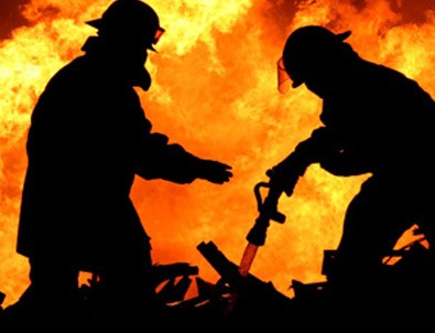 Yangın'da 3 çocuk hayatını kaybetti
