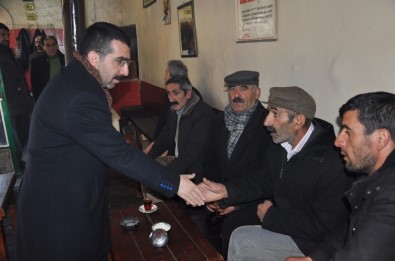 AK Parti Kars'ta Referandum Çalışmalarını Sürdürüyor