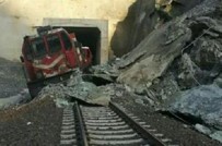 Elazığ'da Tren Raydan Çıktı