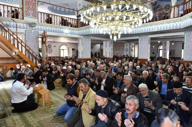 Kepez'deki Bütün Camilerde Şehitlere Dua