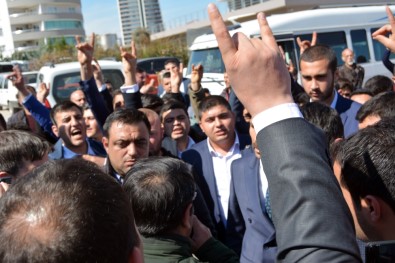 Meral Akşener Mersin'de Protesto Edildi