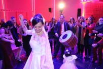 Ukraynalı Gelin Türk Gelenekleri İle Evlendi