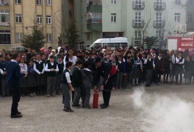 Sungurlu'daki Yangın Tatbikatı Gerçeği Aratmadı