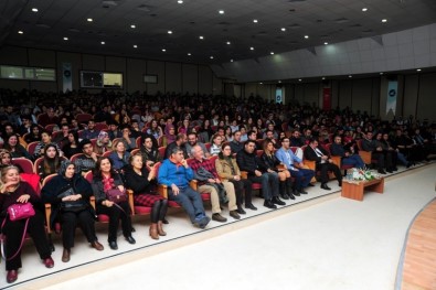 YYÜ'de 'Madde Bağımlılığı' Konferansı