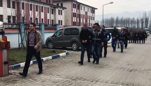 Evli kadını rahatsız eden şahsa ormanda iğrenç işkence!