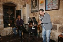 ZAMANDA YOLCULUK - 500 Yıllık Konakta Nostalji Rüzgarı