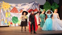 GÜLER BORAN - Anaokulu Öğrencilerinden Tiyatro Gösterisi