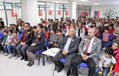 Elazığ'da Öğrenciler Çanakkale Zaferi'ni Kutladı