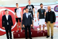 KEÇİÖREN BELEDİYESİ - İşitme Engelli Yüzücüler Keçiören'de Buluştu