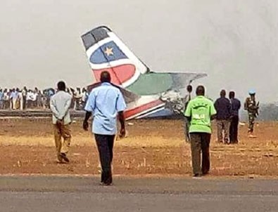 44 kişiyi taşıyan uçak yere çakıldı