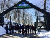 ÇANAKKALE SAVAŞı - Bilgievi Öğrencileri Zirvede Çanakkale Zaferini Kutladı