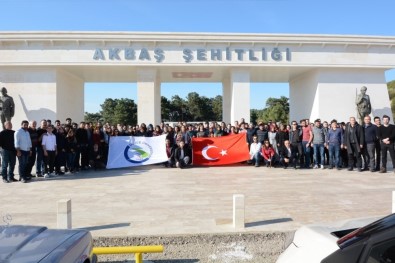 Düzce Üniversitesi Çanakkale Ziyaretiyle Öğrencilerine Milli Birlik Ruhunu Aşılıyor